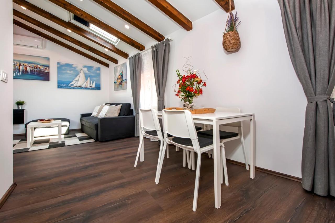 Appartement The Attic Rovinj Extérieur photo