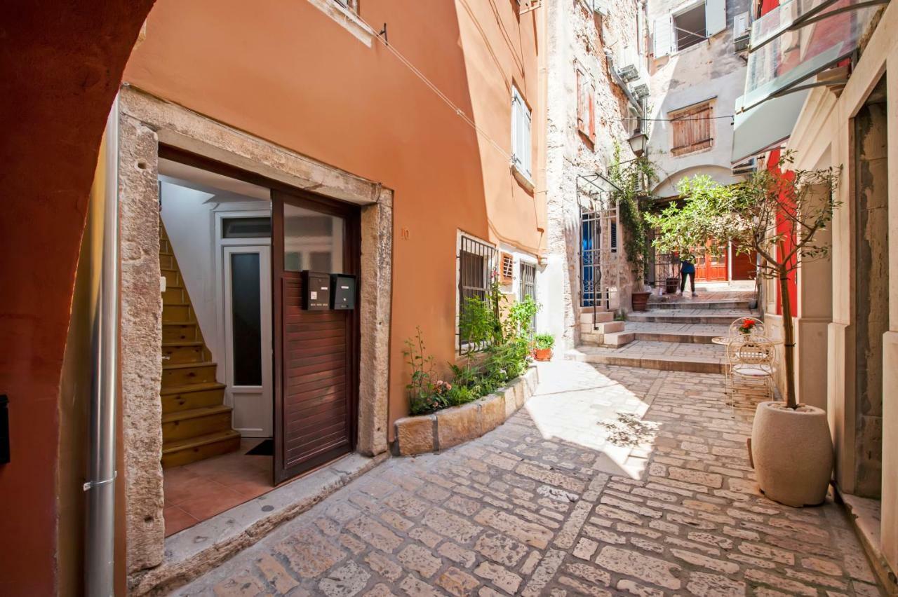Appartement The Attic Rovinj Extérieur photo