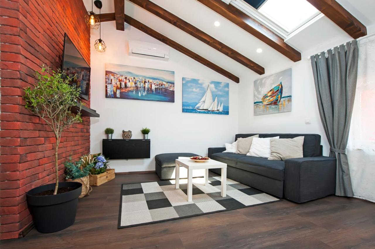 Appartement The Attic Rovinj Extérieur photo